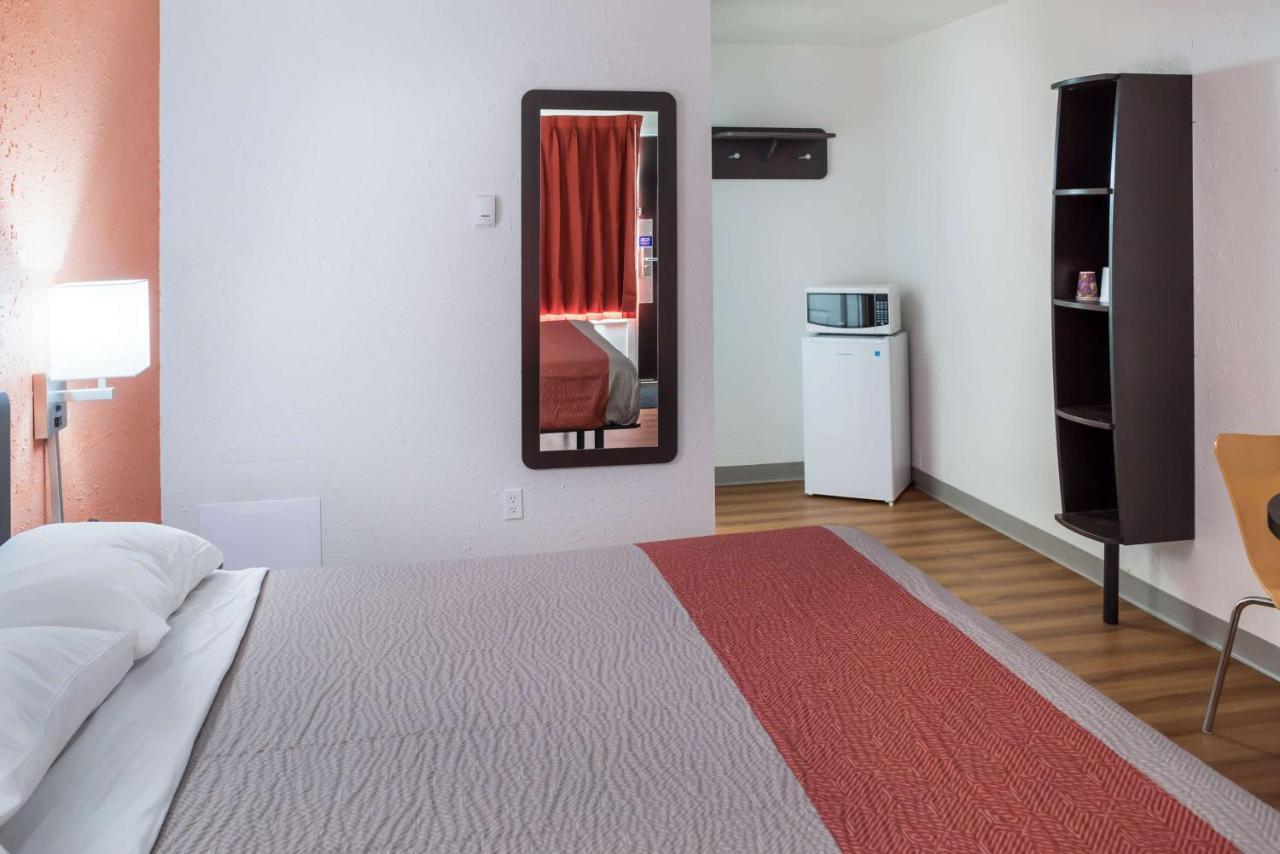 Motel 6-Fort St. John, Bc Екстериор снимка