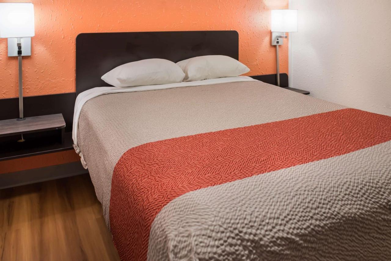 Motel 6-Fort St. John, Bc Екстериор снимка
