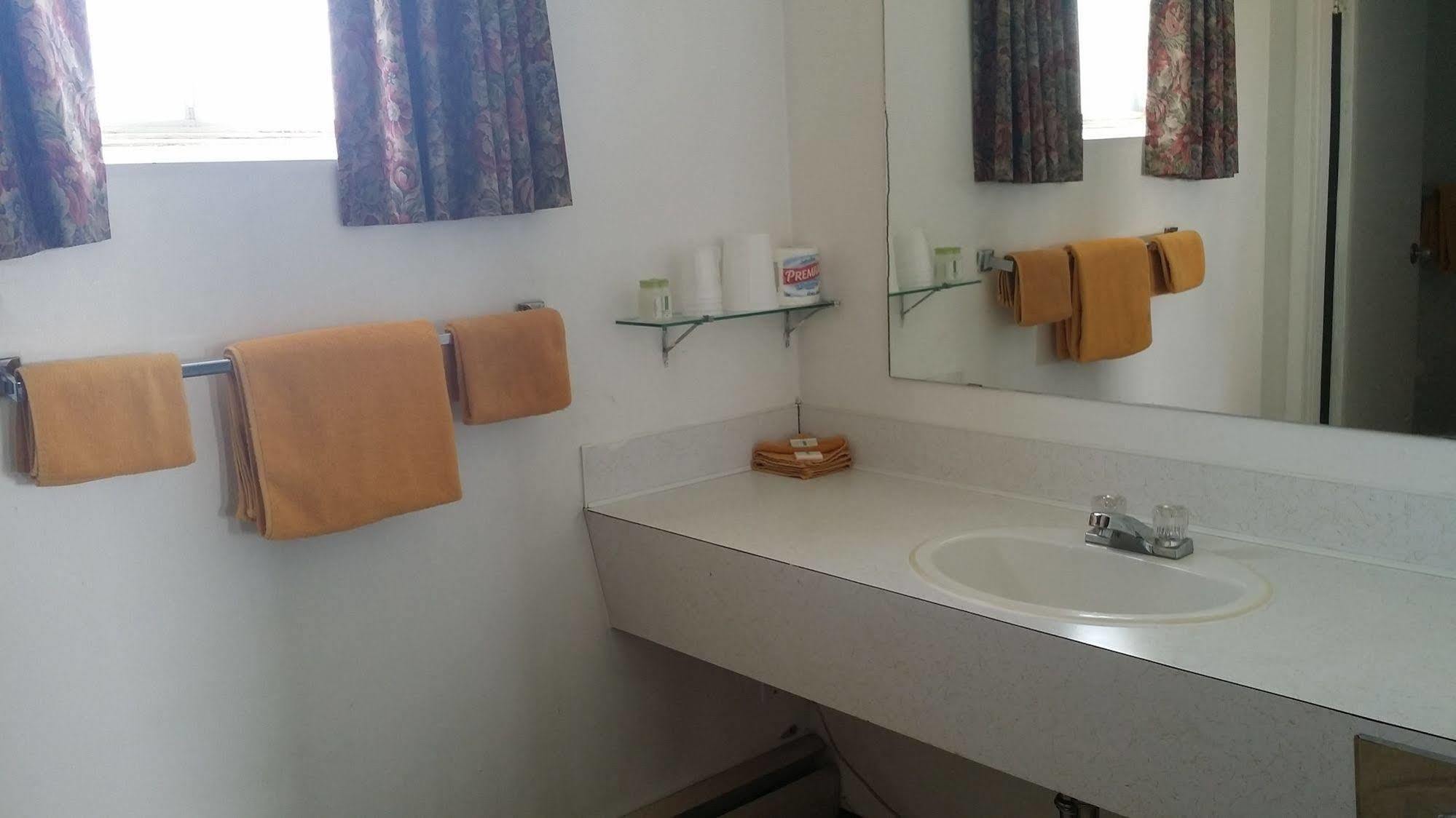 Motel 6-Fort St. John, Bc Екстериор снимка
