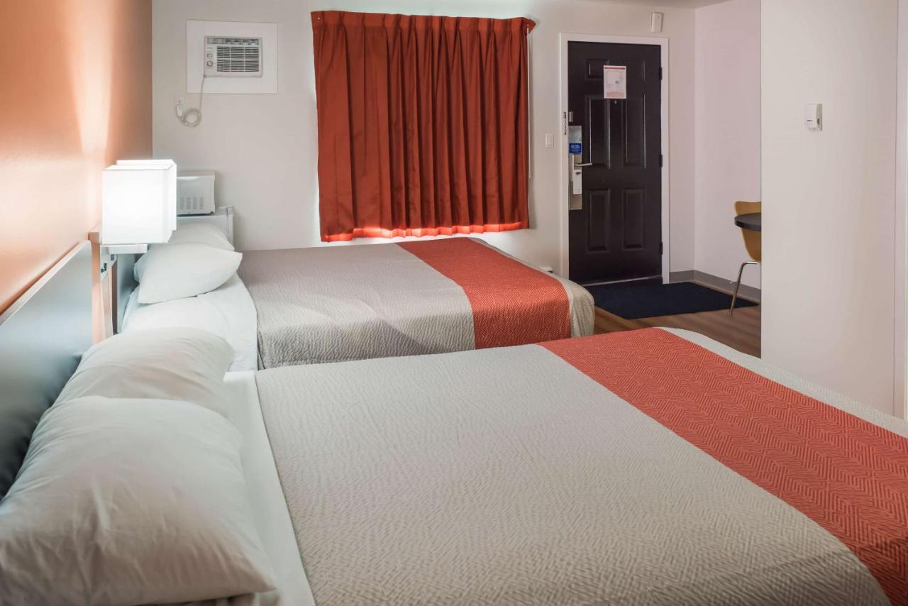 Motel 6-Fort St. John, Bc Екстериор снимка